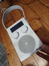 Pop DAB+ shower radio